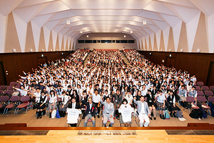 トビタテ！留学JAPAN1期生2人